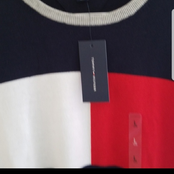 Tommy Crewneck Sweater "SALE $55 FIRM" - Picture 4 of 7